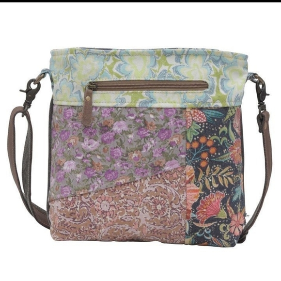 NWT Myra Shoulder Bag - Picture 2 of 7